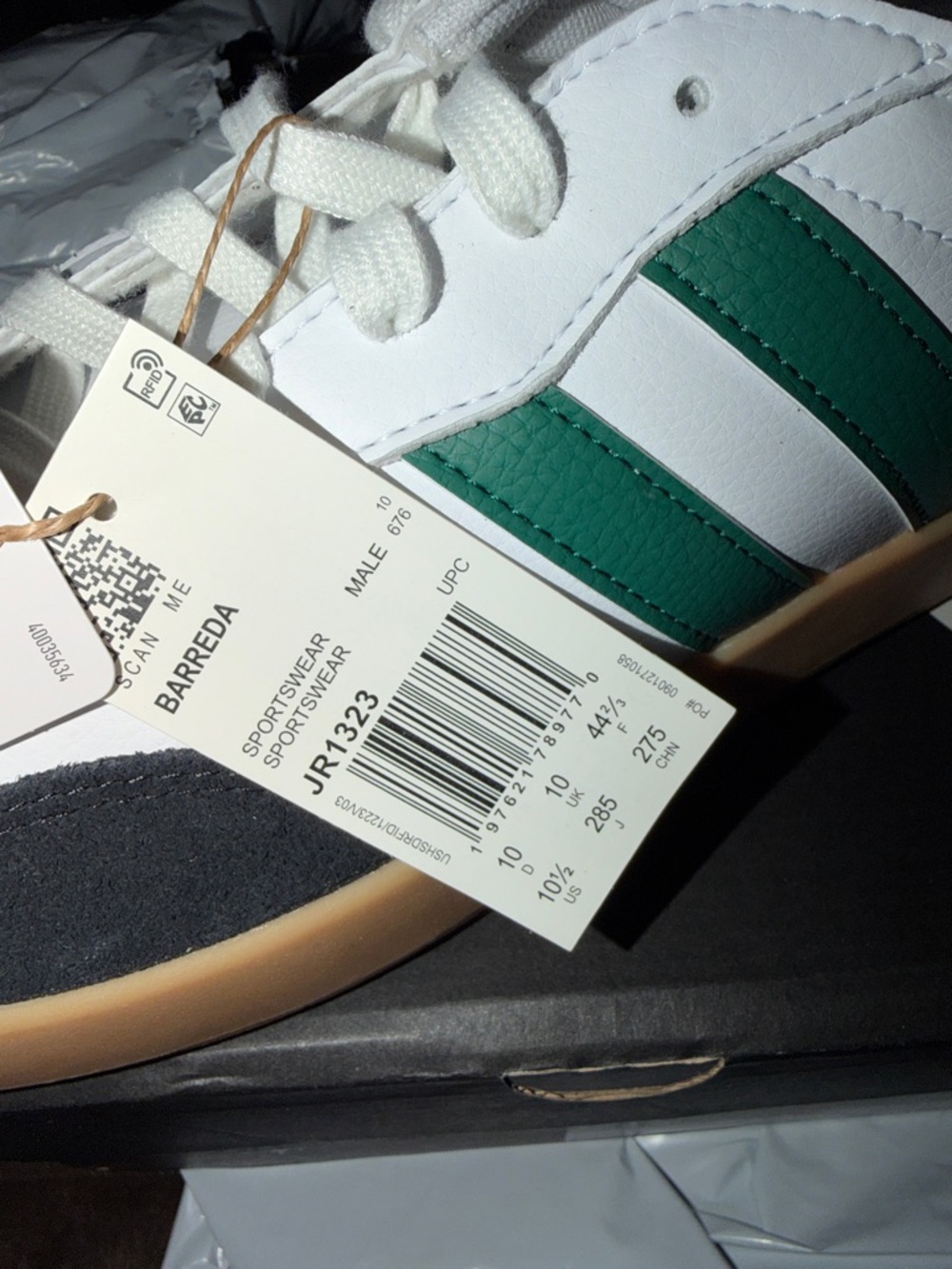 adidas BARREDA SHOES Low-Top Sneakers with Black Accents and Gum Sole - Picture 7 of 7